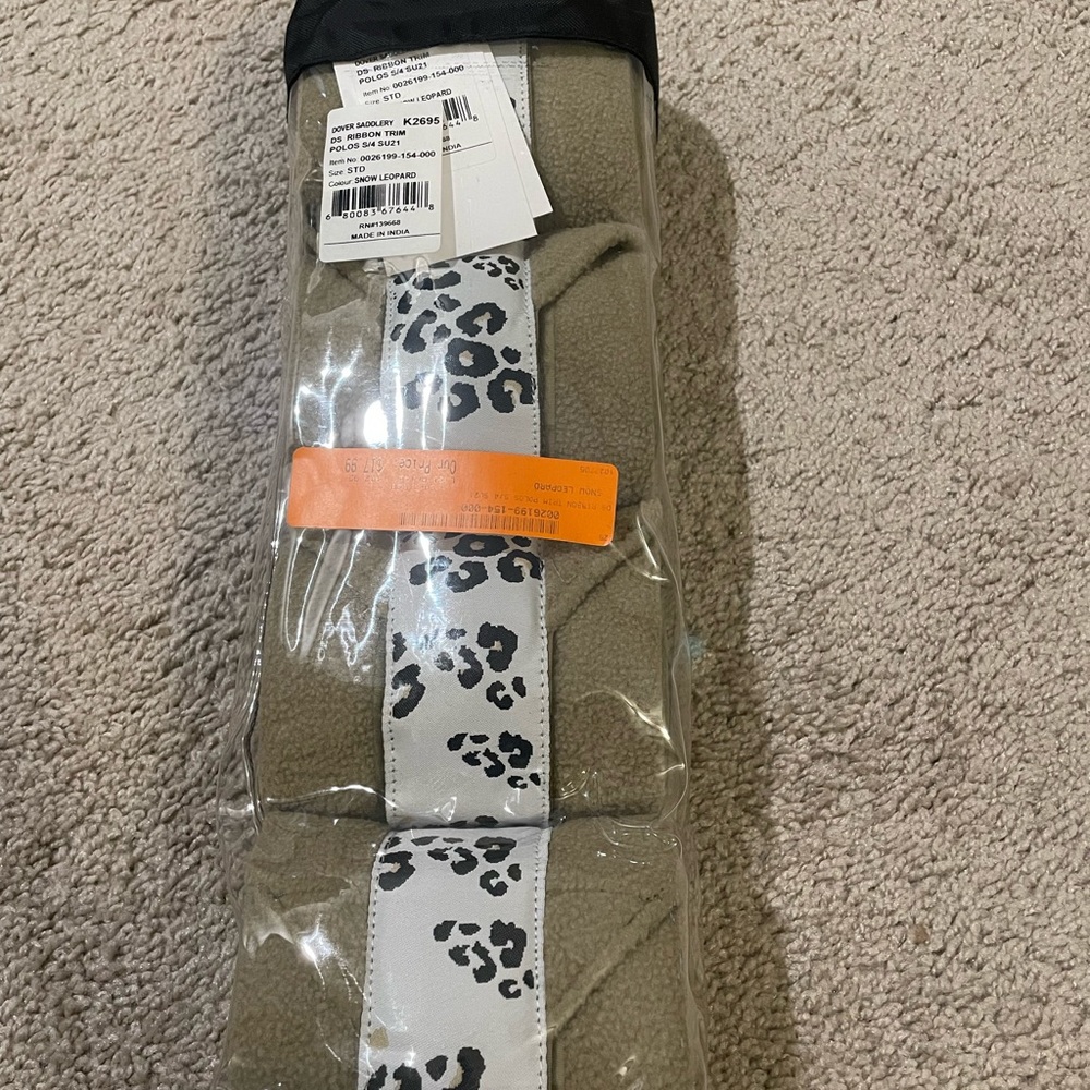 Dover Saddlery Horse Polo wraps-snow leopard ribbon trim set of 4-NWT